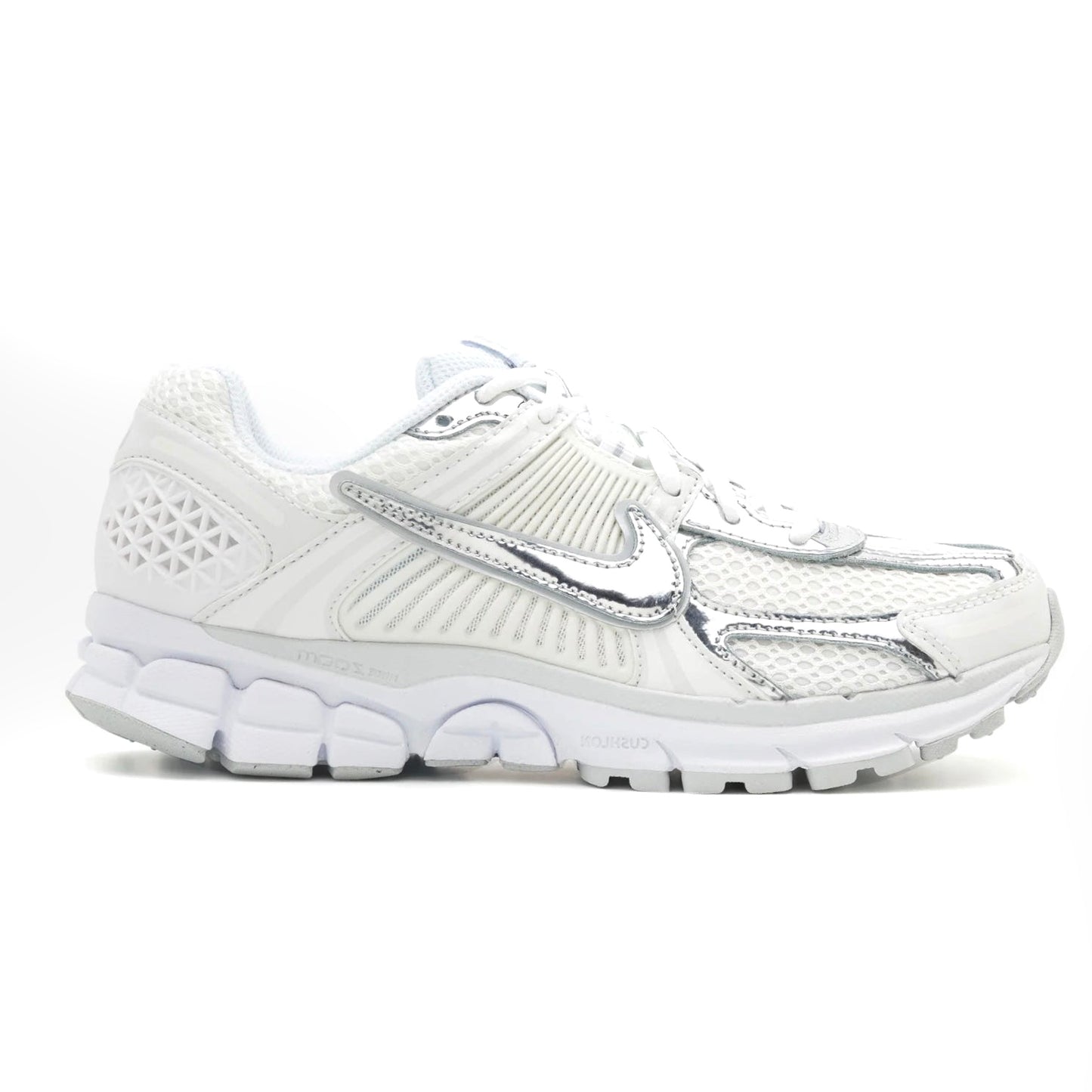 Nike Zoom Vomero 5 with fluffy laces