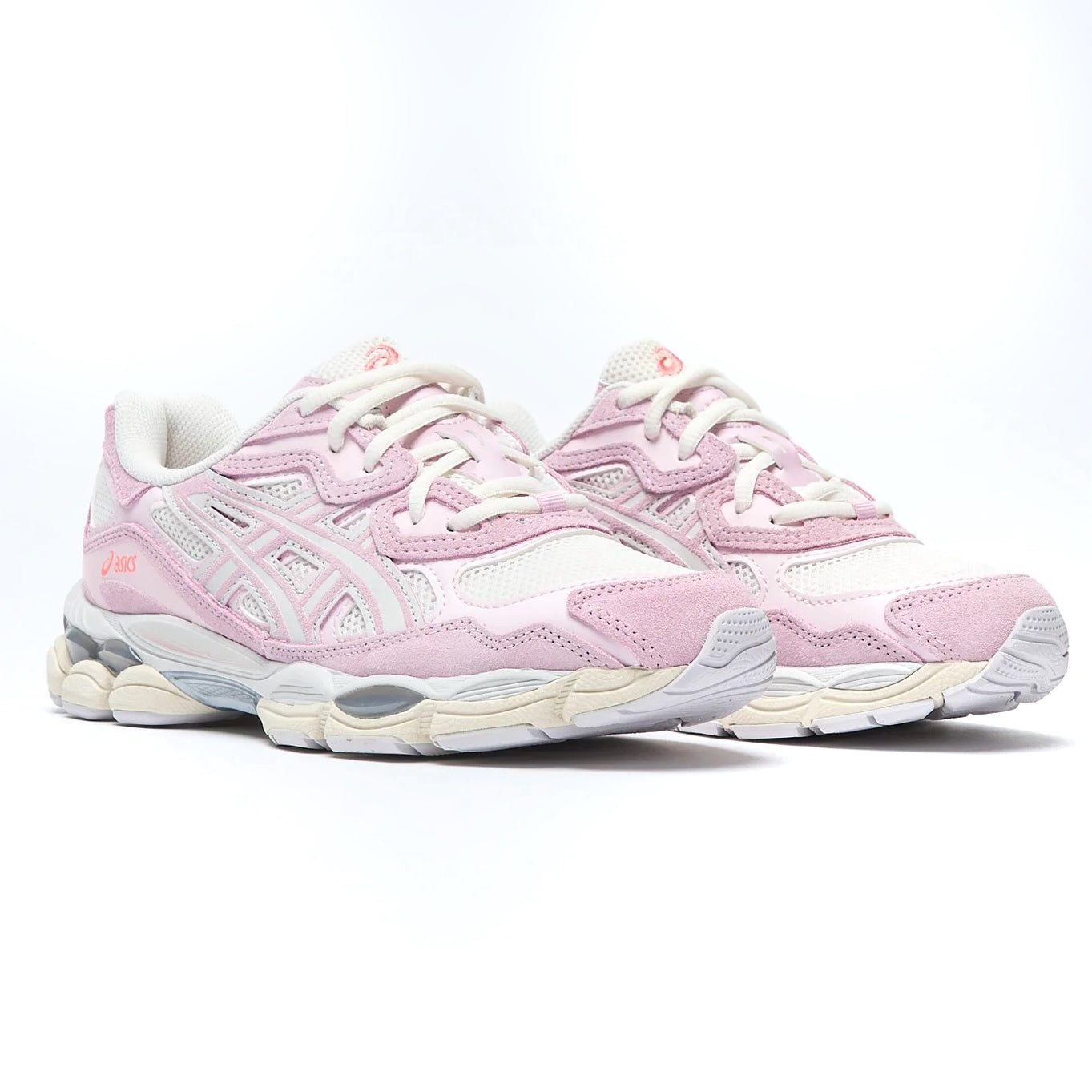 Asics GEL NYC with two laces