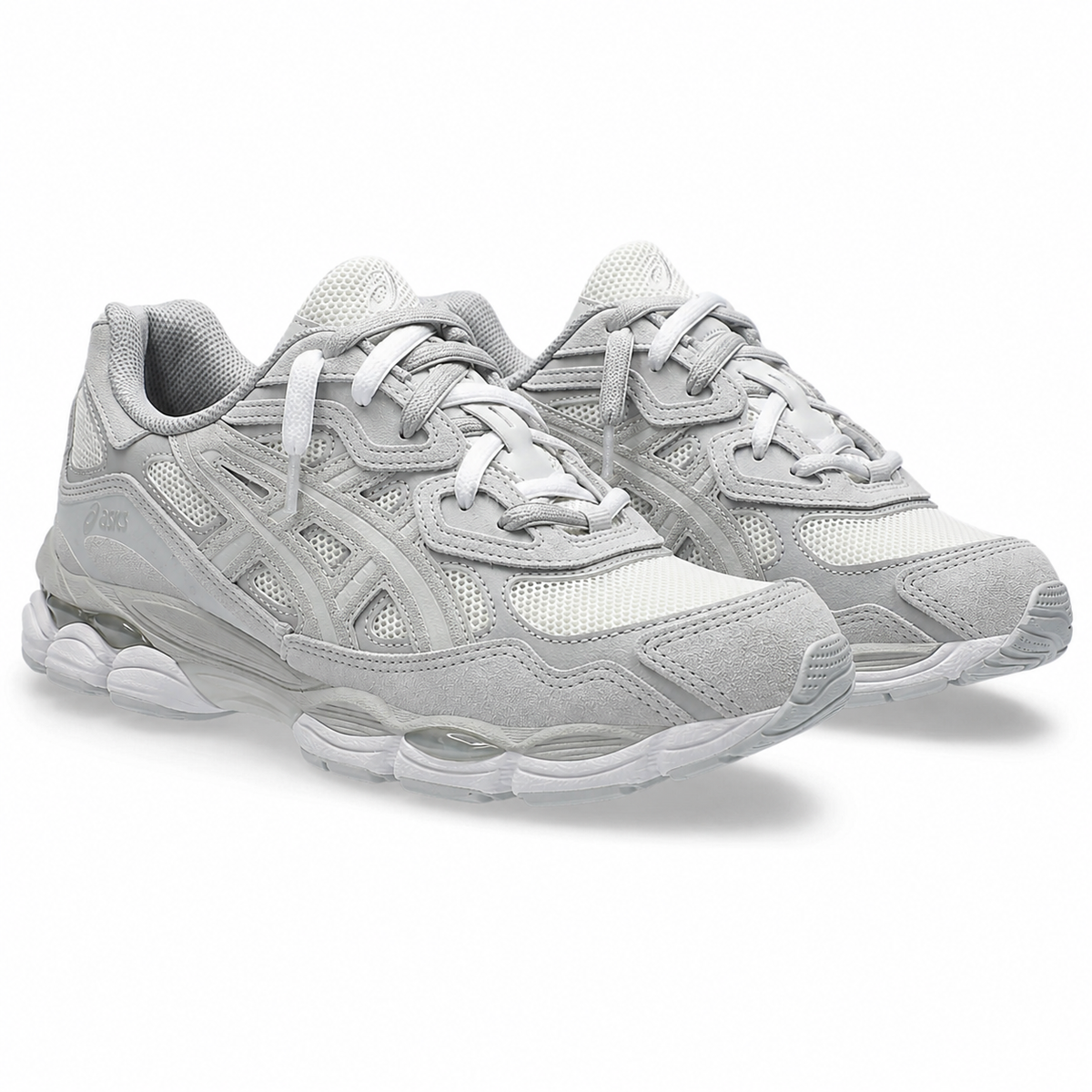 Asics GEL NYC with two laces